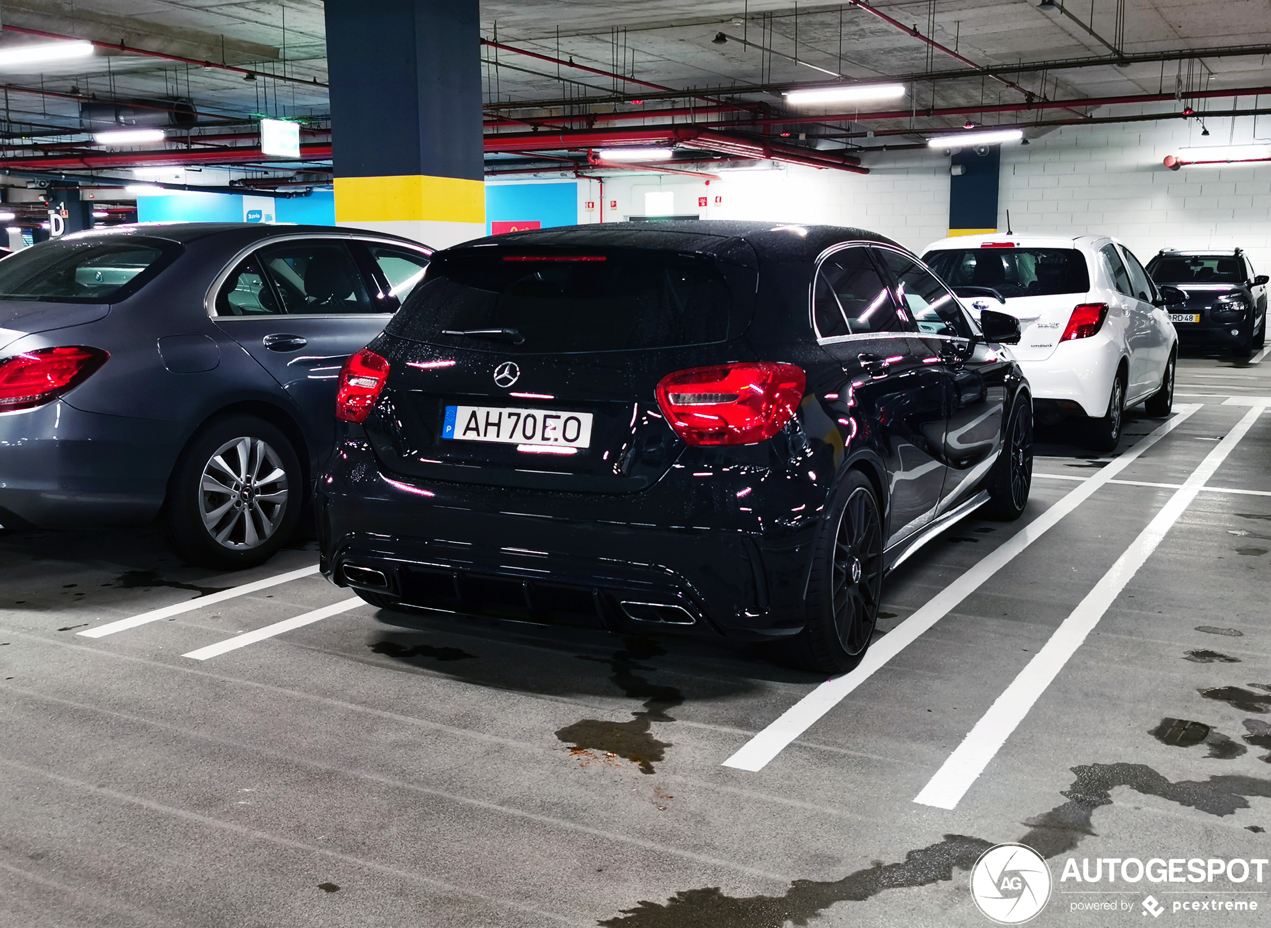 Mercedes-AMG A 45 W176 2015