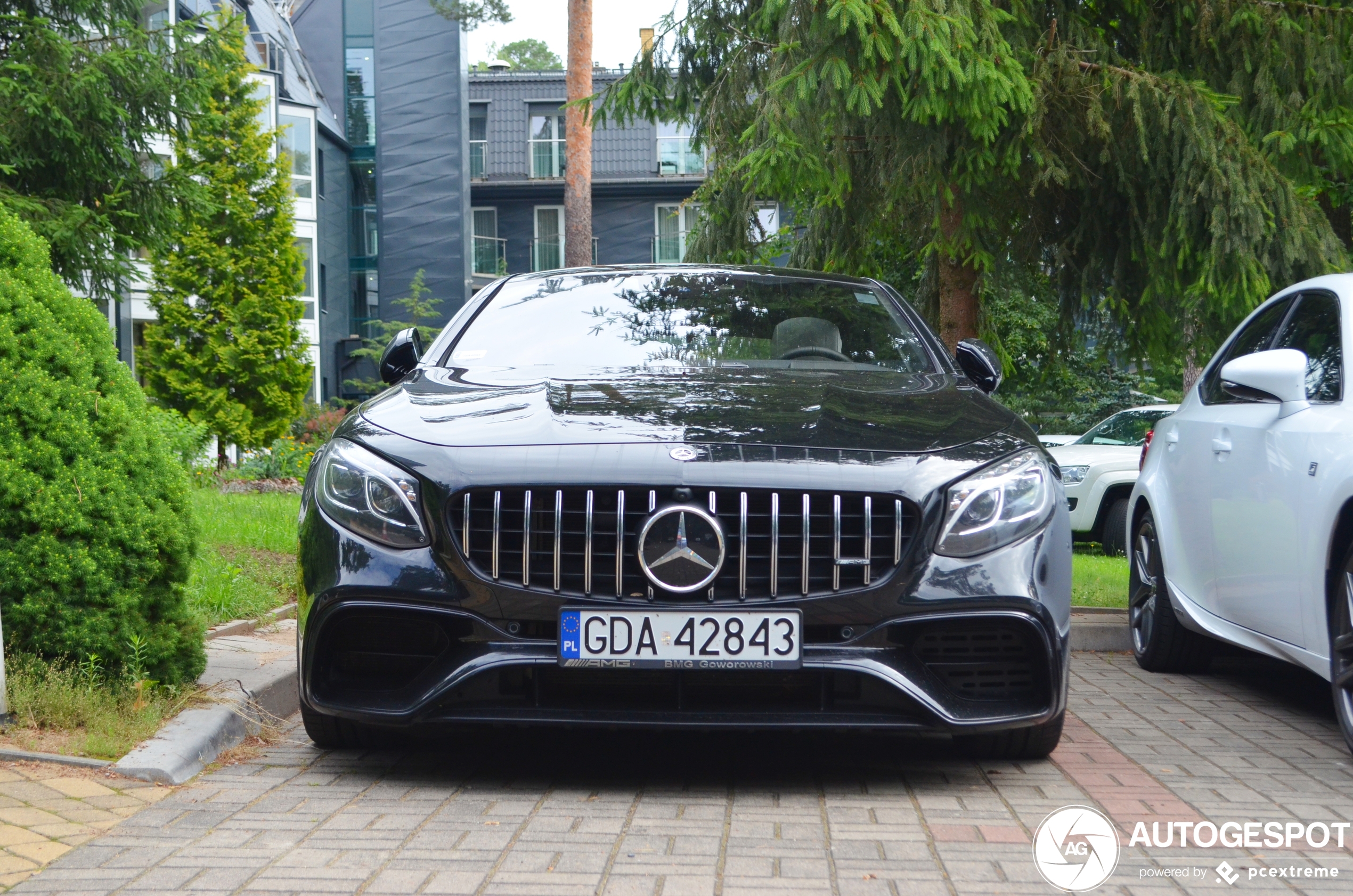 Mercedes-AMG S 63 Coupé C217