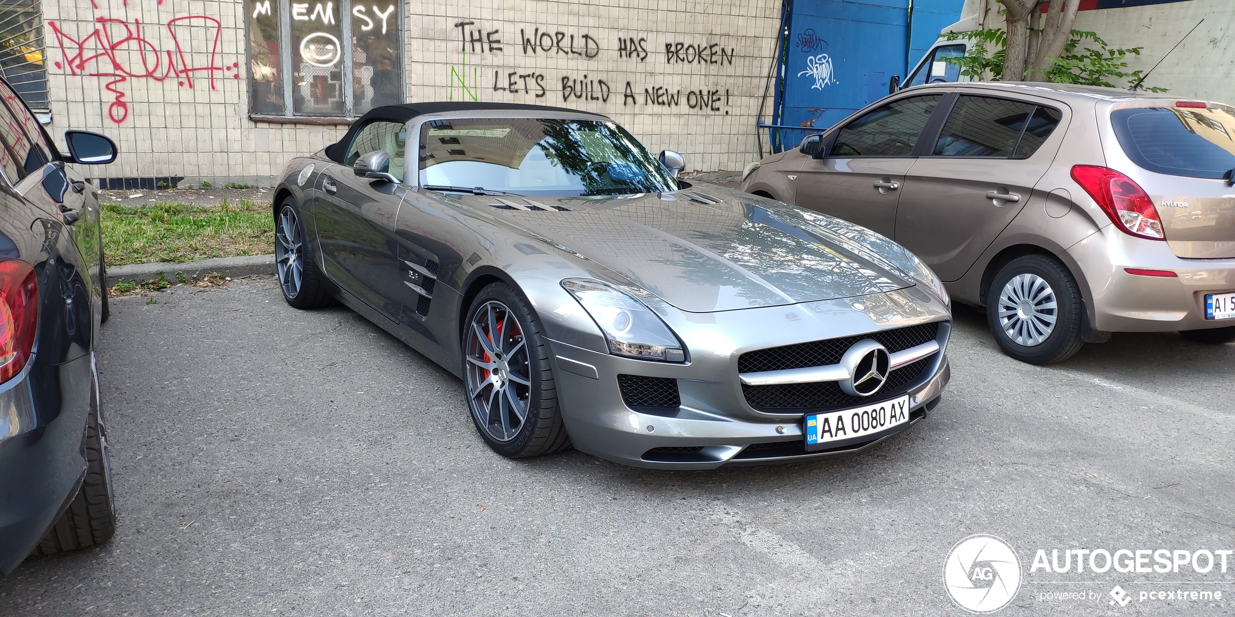 Mercedes-Benz SLS AMG Roadster