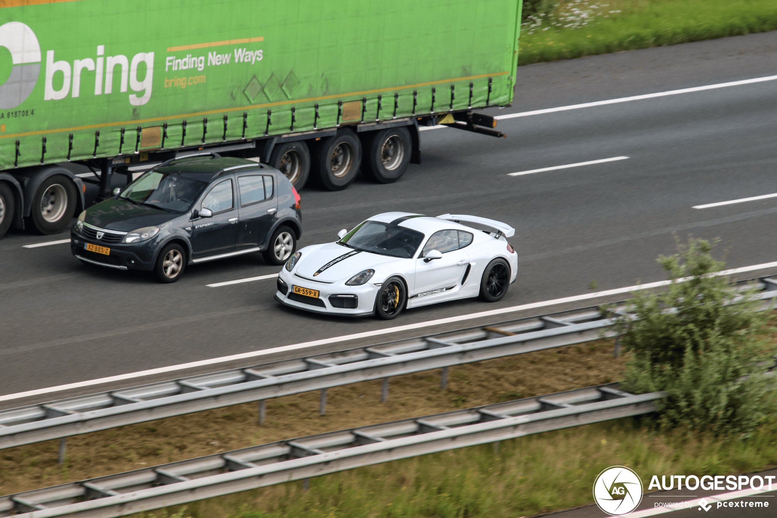 Porsche 981 Cayman GT4