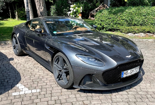 Aston Martin DBS Superleggera