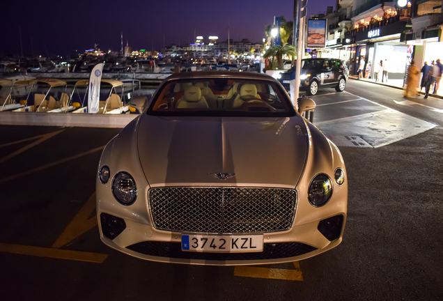 Bentley Continental GTC 2019