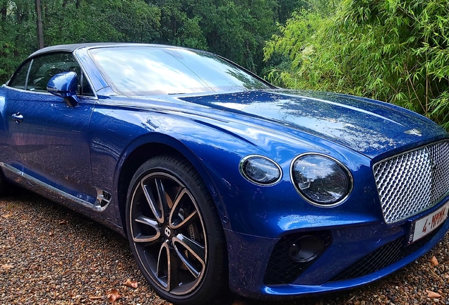 Bentley Continental GTC 2019