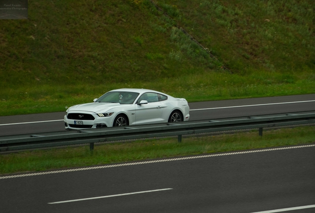 Ford Mustang GT 2015