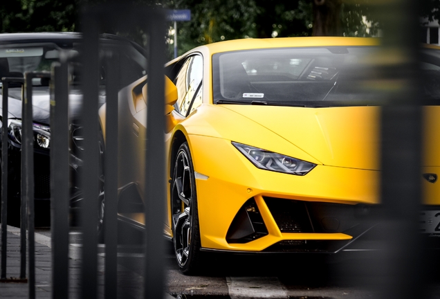 Lamborghini Huracán LP640-4 EVO