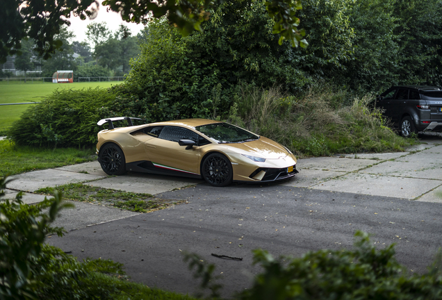 Lamborghini Huracán LP640-4 Performante