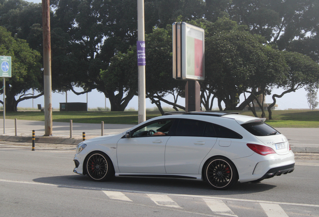 Mercedes-Benz CLA 45 AMG Shooting Brake