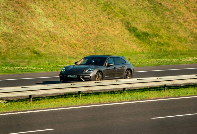 Porsche 971 Panamera Turbo Sport Turismo