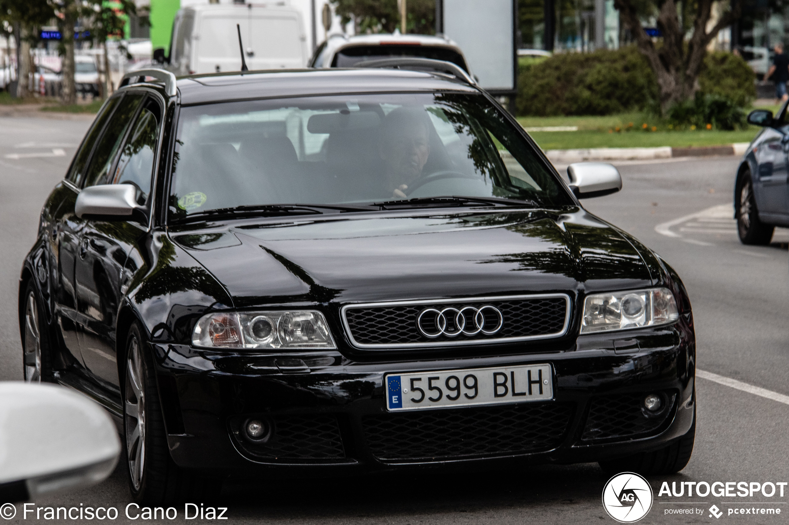 Audi RS4 Avant B5