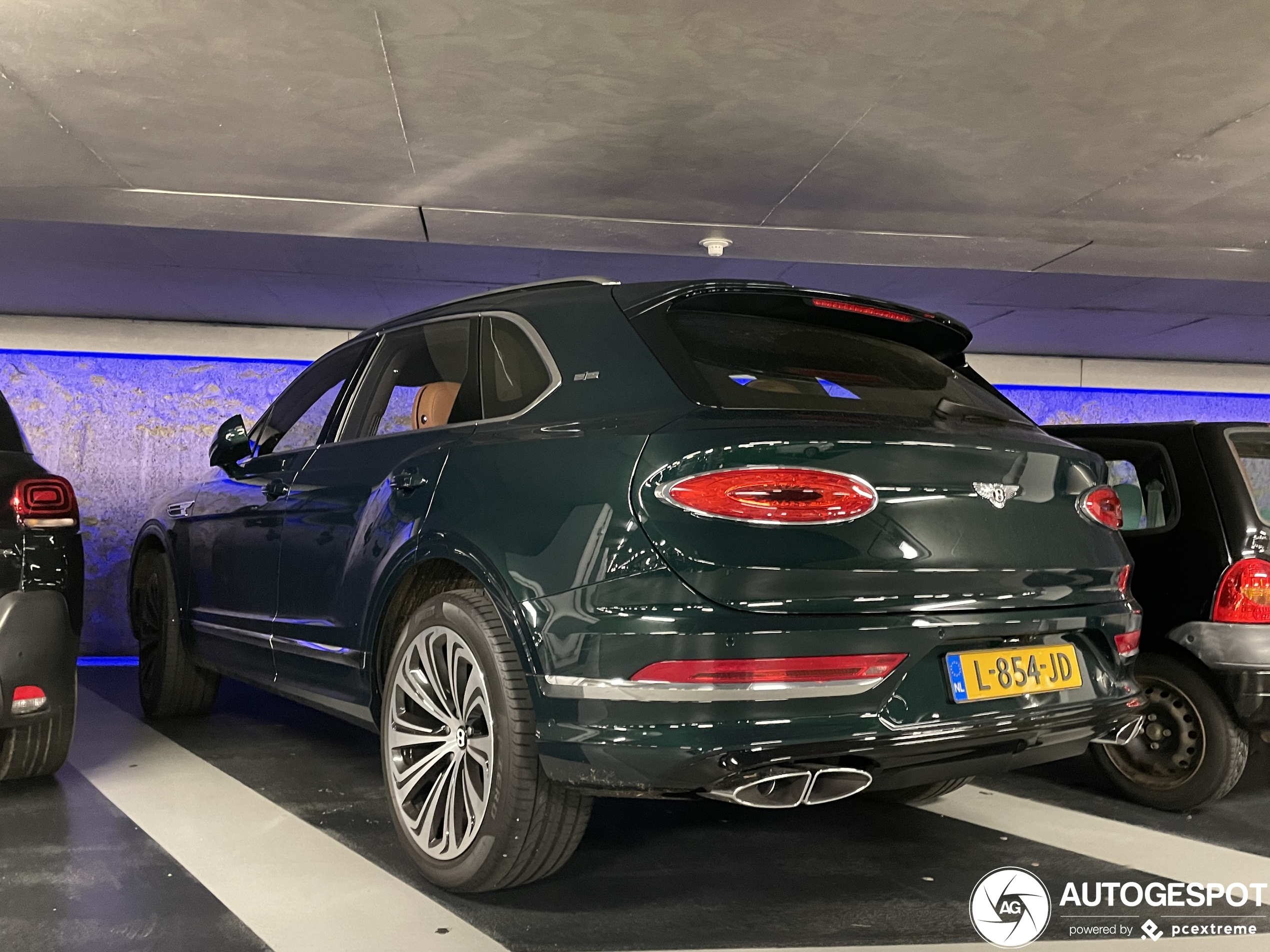 Bentley Bentayga V8 2021 First Edition