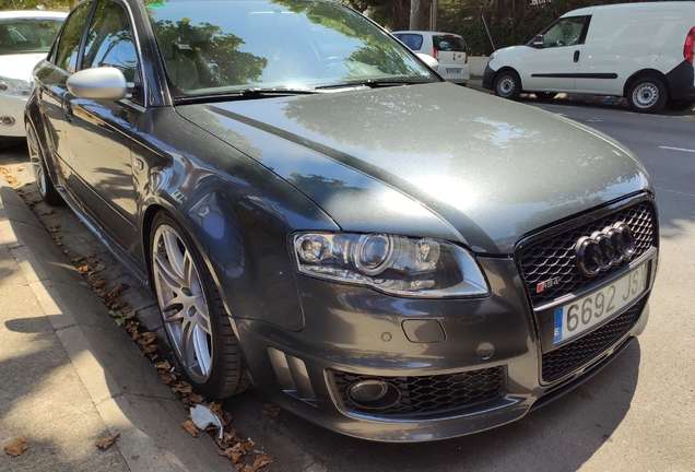 Audi MTM RS4 Sedan