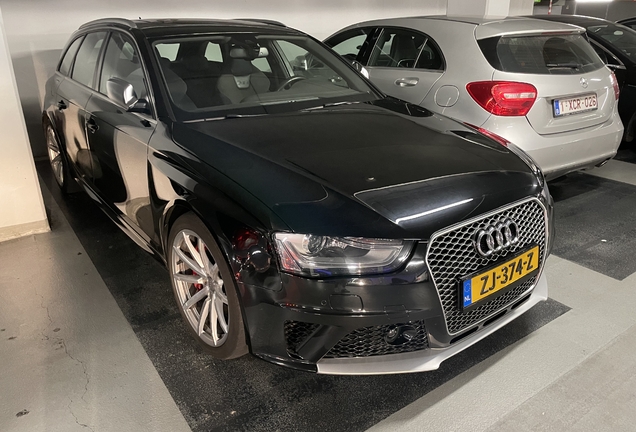 Audi RS4 Avant B8