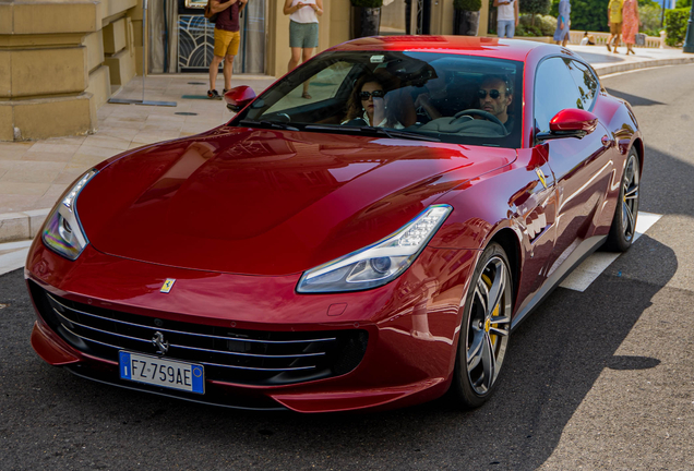 Ferrari GTC4Lusso