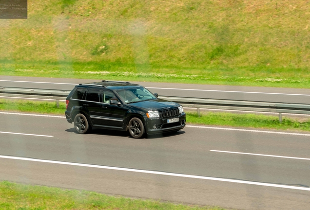 Jeep Grand Cherokee SRT-8 2005