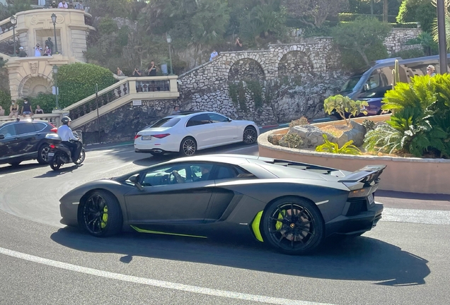 Lamborghini Aventador LP700-4