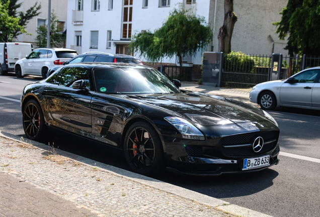 Mercedes-Benz SLS AMG