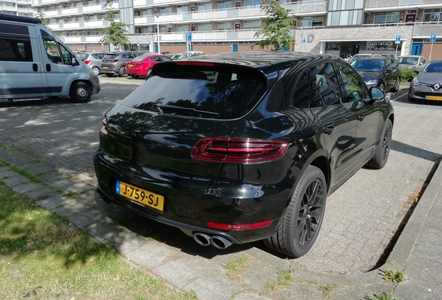 Porsche 95B Macan GTS