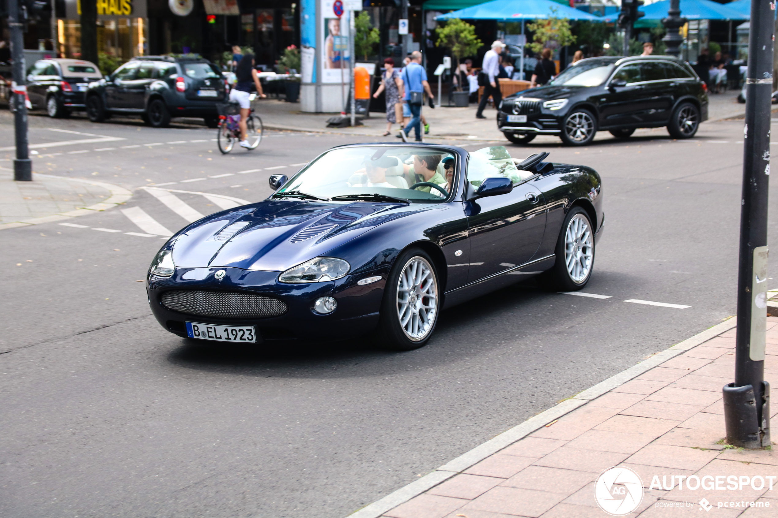 Jaguar XKR 4.2-S Convertible