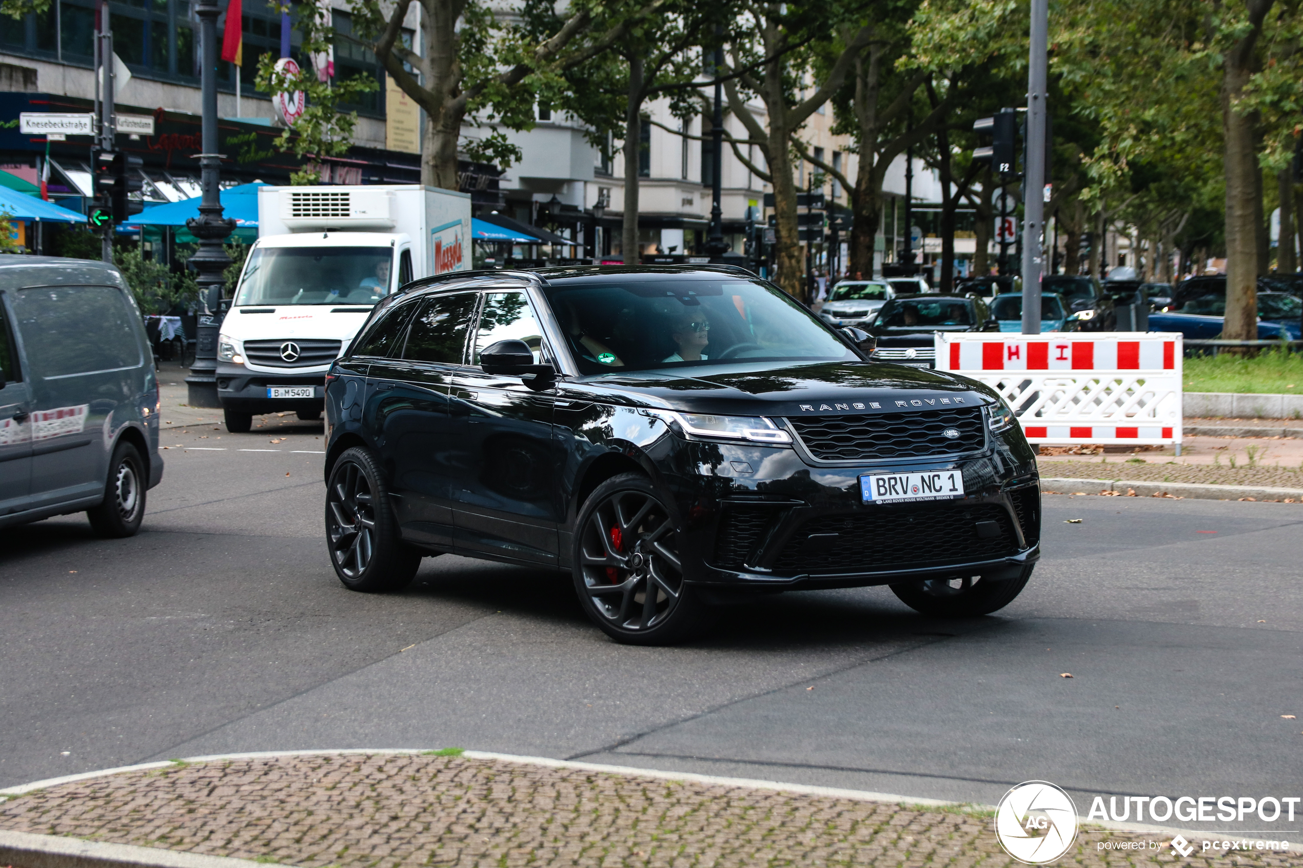 Land Rover Range Rover Velar SVAutobiography