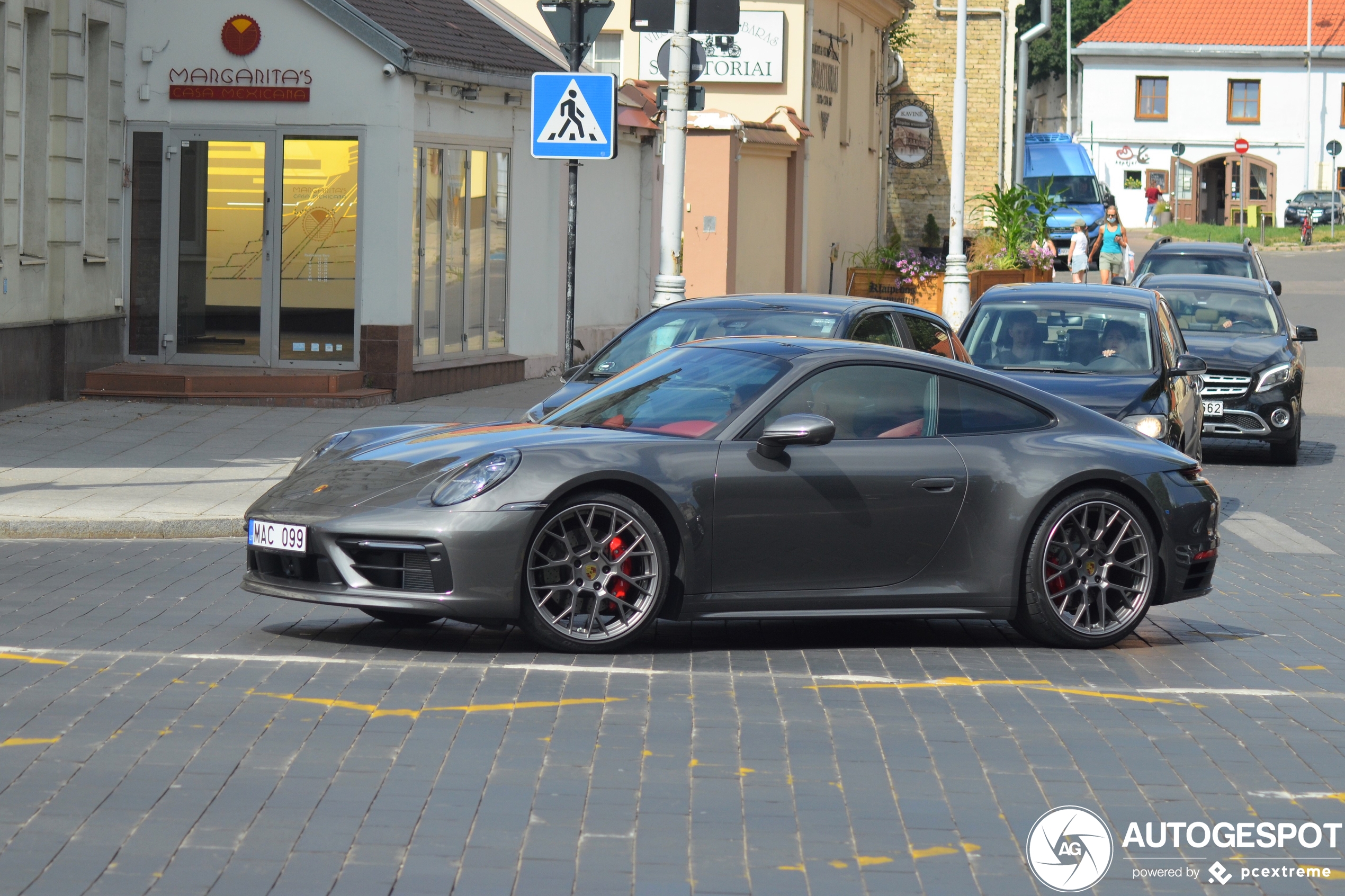 Porsche 992 Carrera S