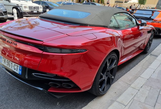 Aston Martin DBS Superleggera Volante