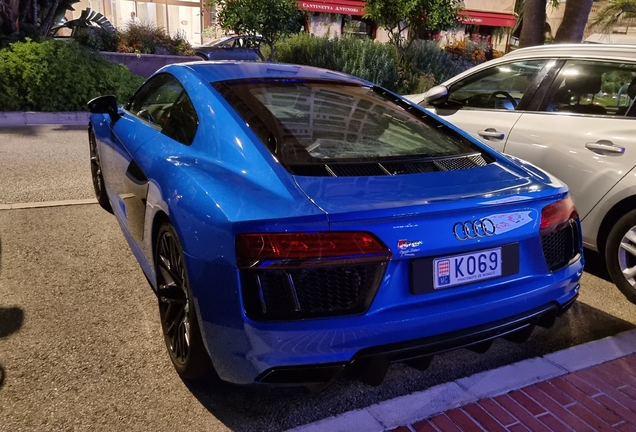 Audi R8 V10 2015