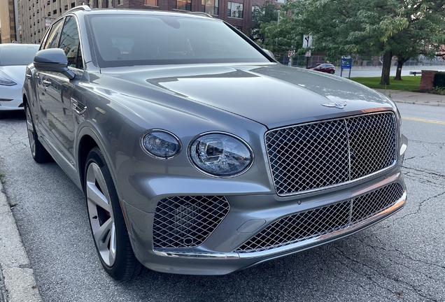 Bentley Bentayga Hybrid 2021