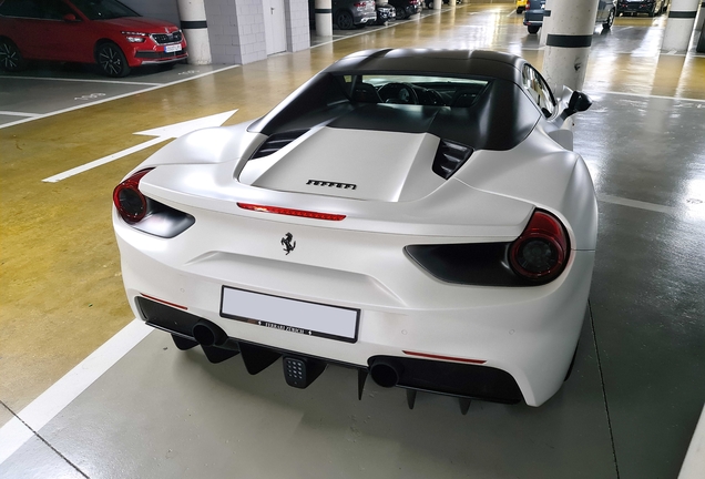 Ferrari 488 Spider