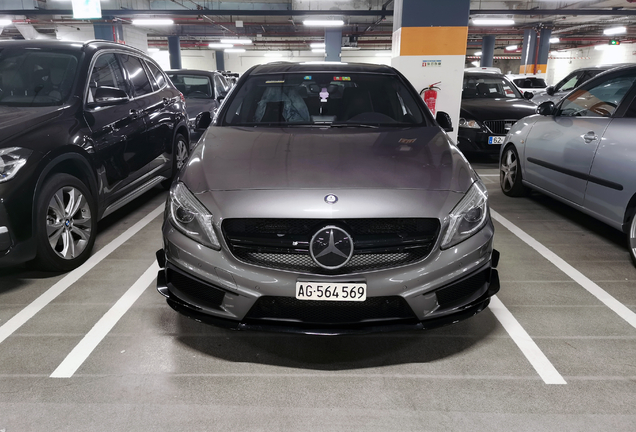 Mercedes-Benz A 45 AMG