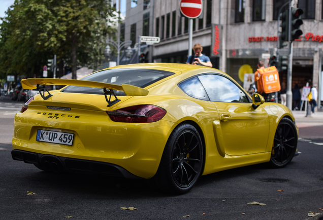 Porsche 981 Cayman GT4