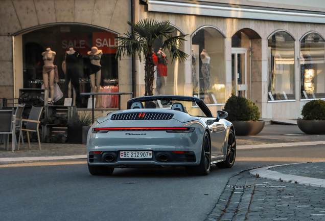 Porsche 992 Carrera 4S Cabriolet