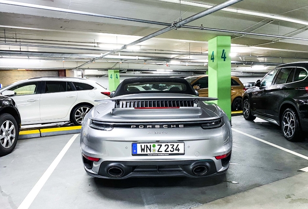 Porsche 992 Turbo Cabriolet