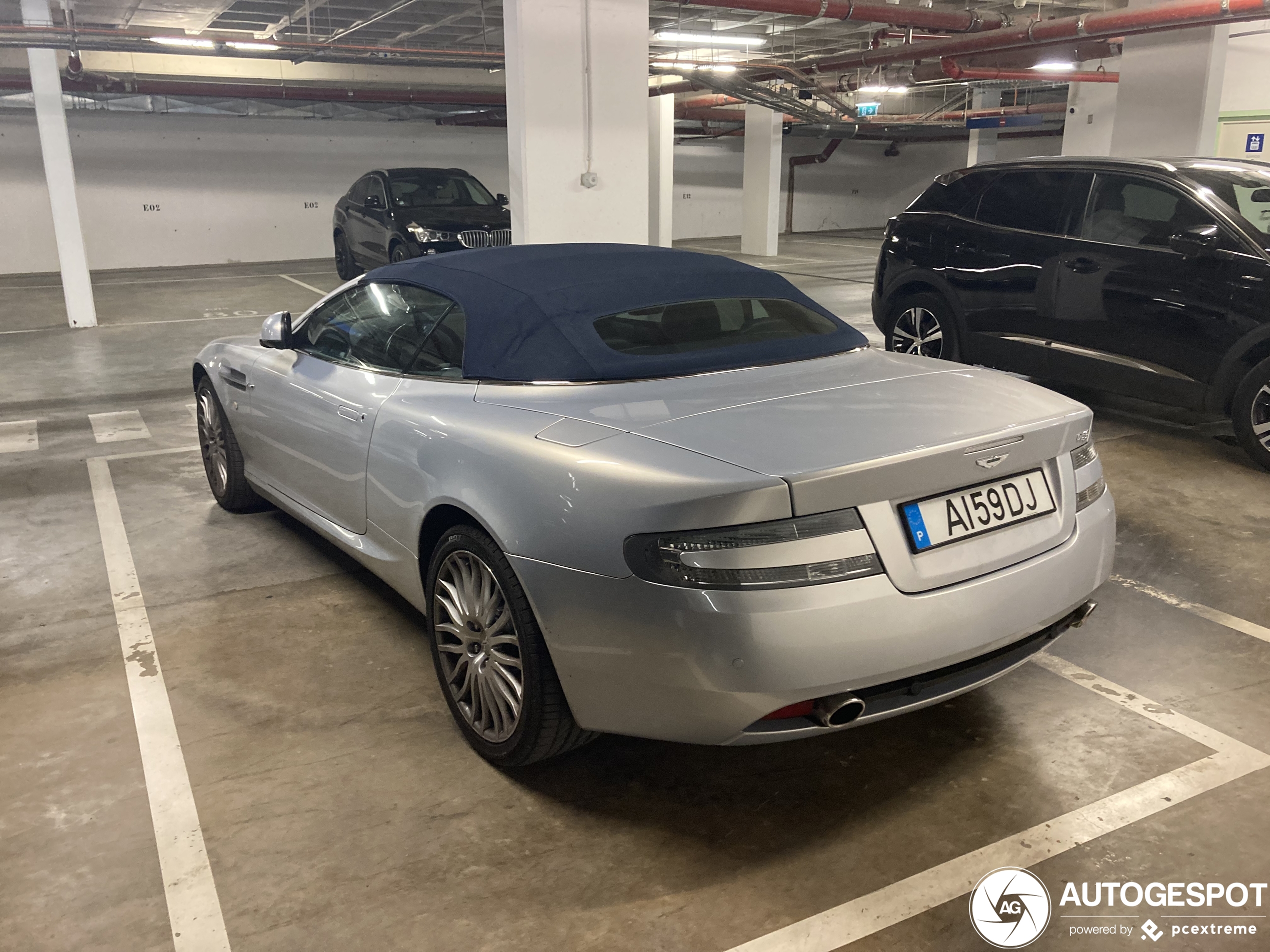 Aston Martin DB9 Volante 2010