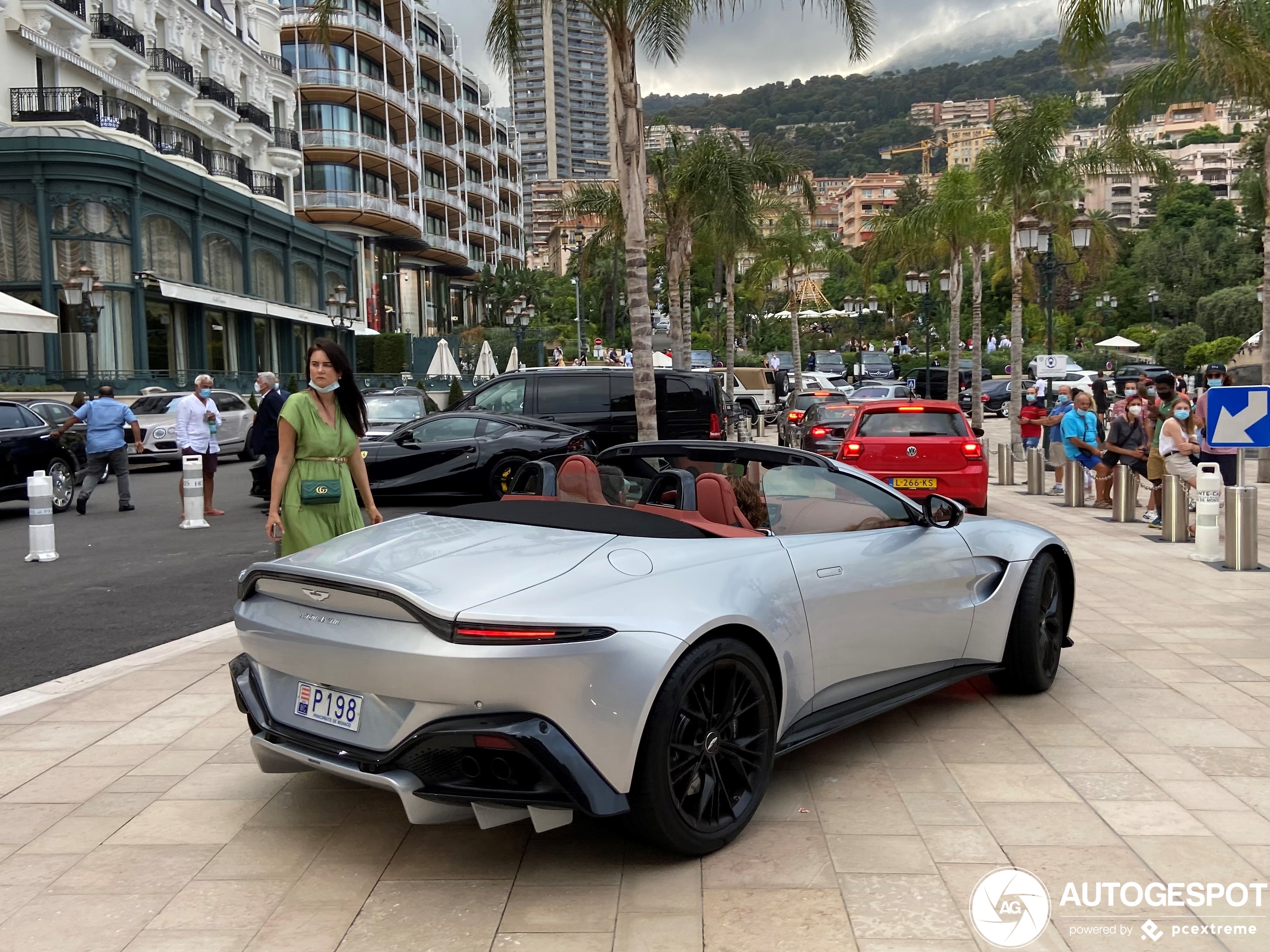 Aston Martin V8 Vantage Roadster 2020