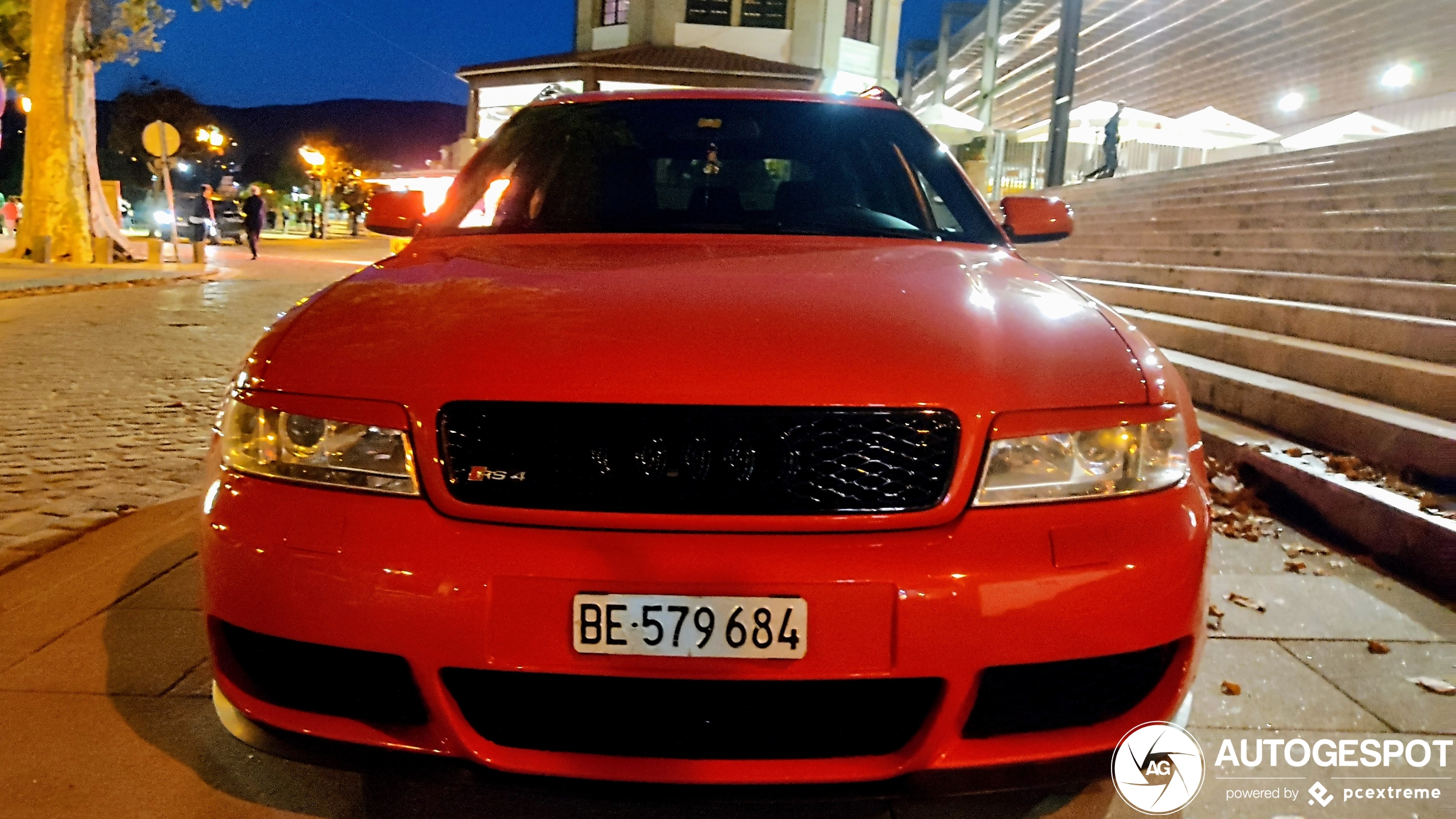 Audi RS4 Avant B5