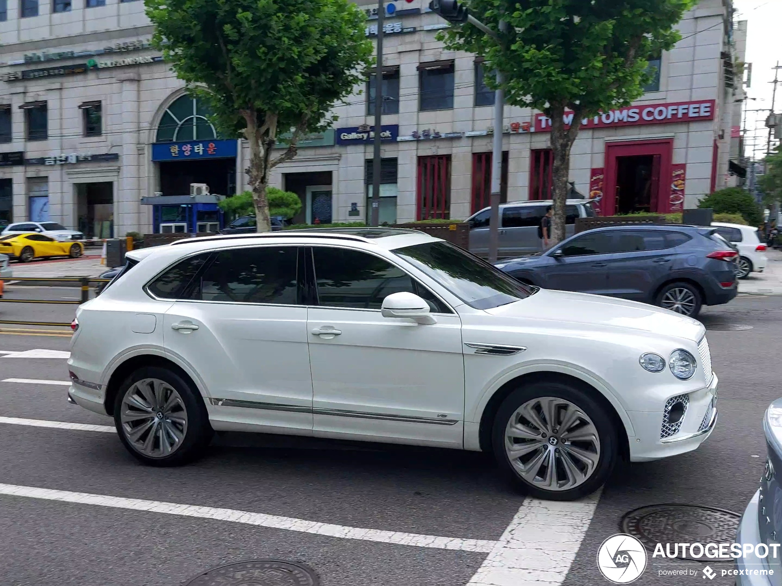 Bentley Bentayga V8 2021