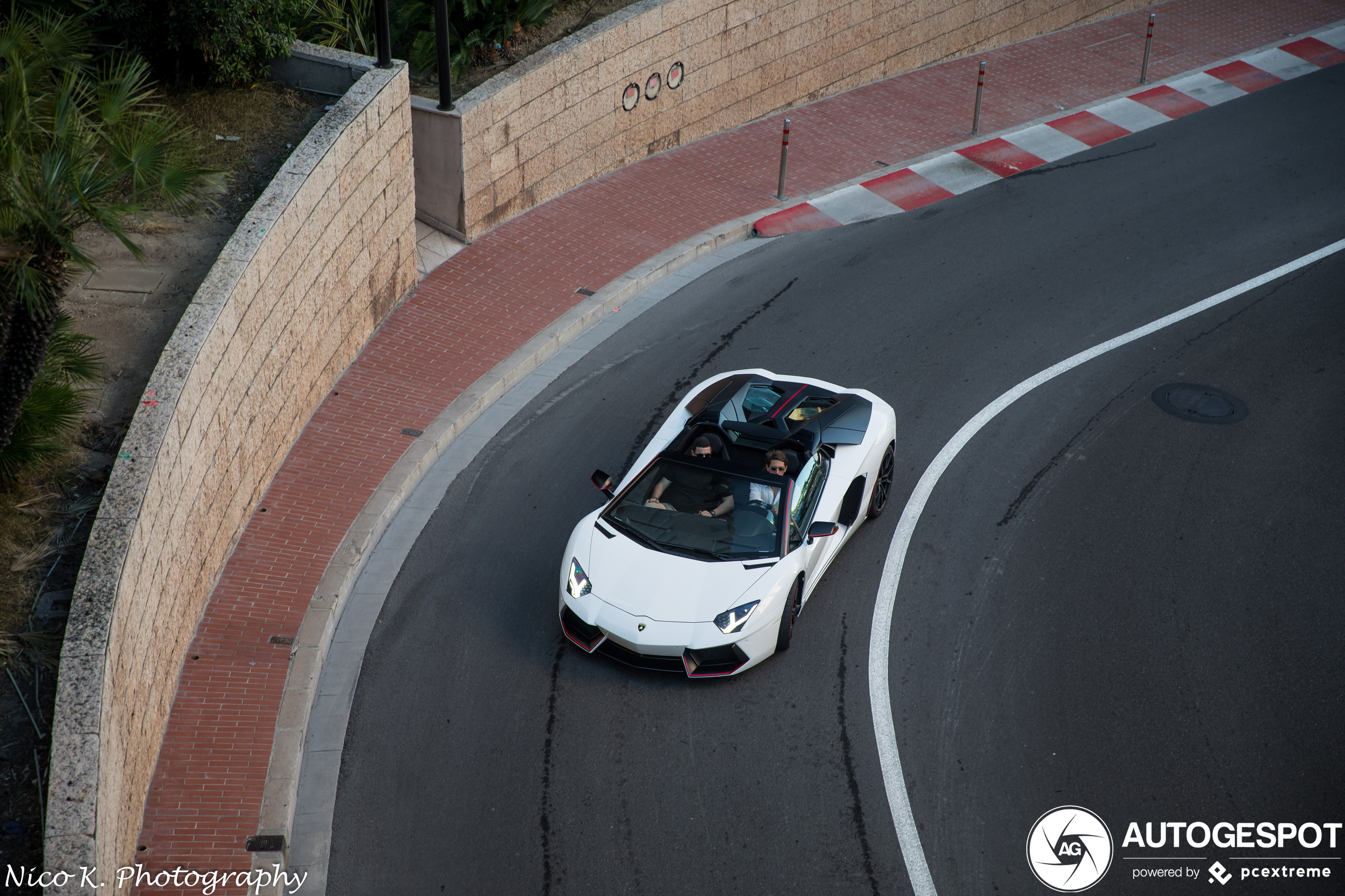 Lamborghini Aventador LP700-4 Roadster Pirelli Edition