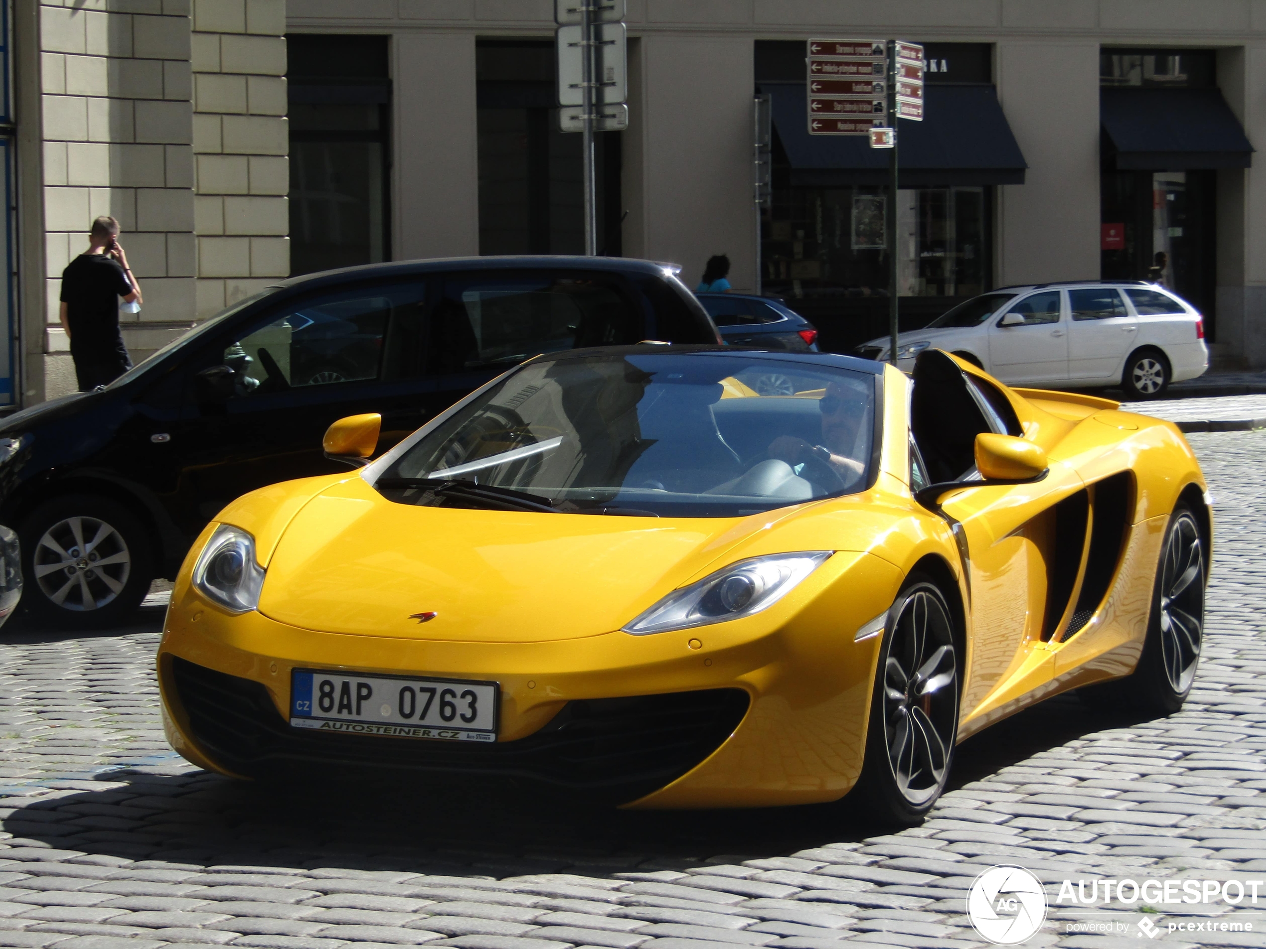 McLaren 12C Spider