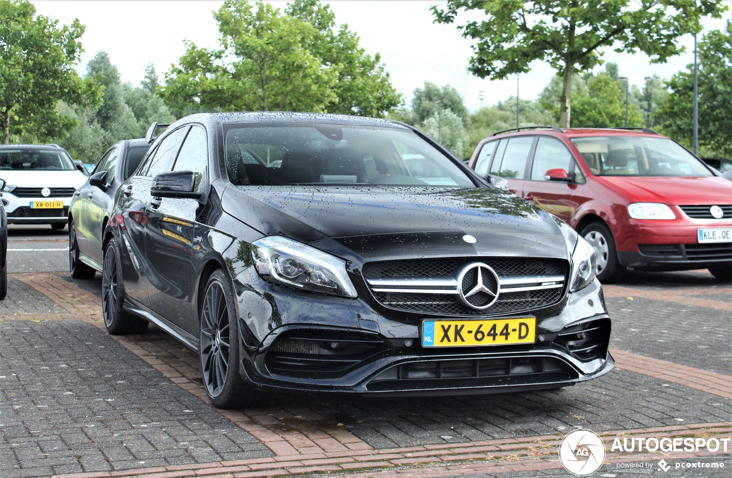 Mercedes-AMG A 45 W176 2015