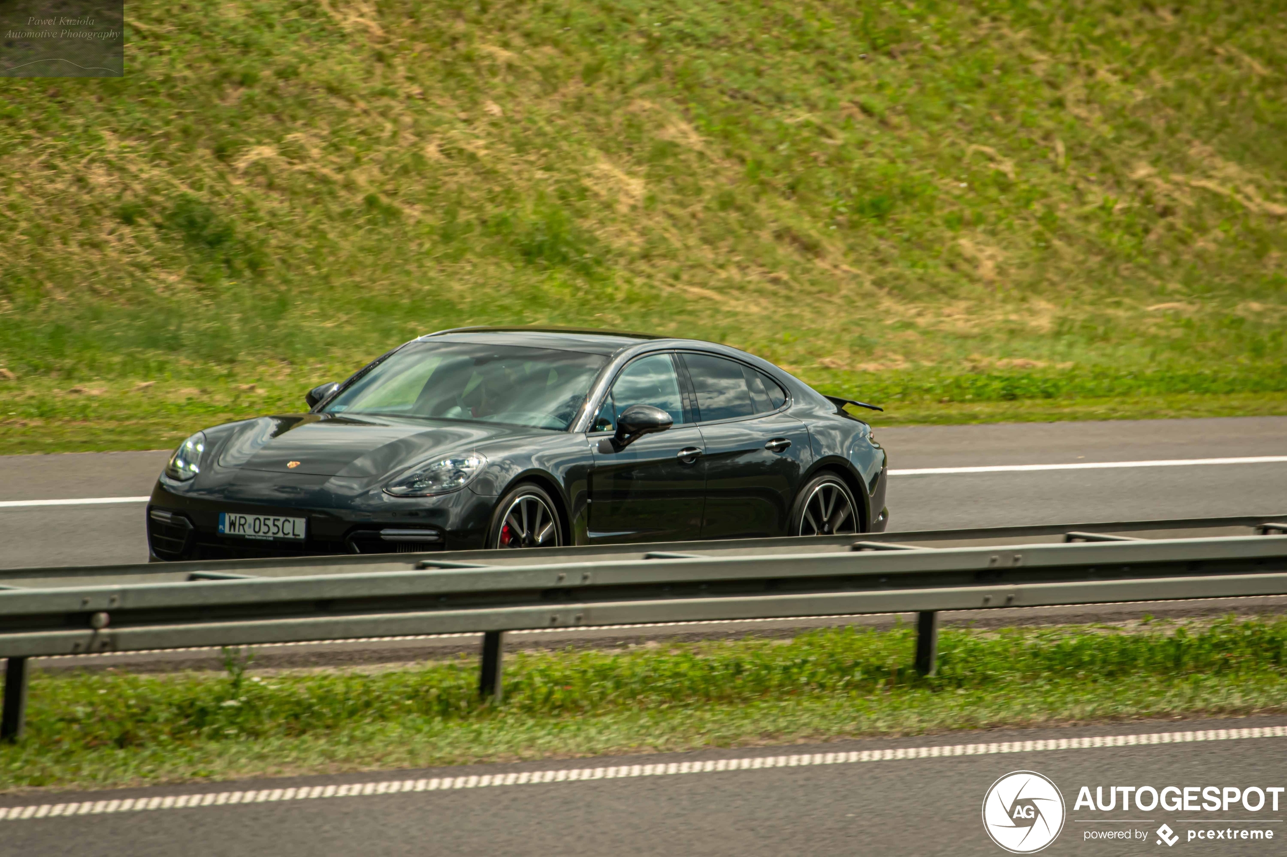 Porsche 971 Panamera GTS MkI