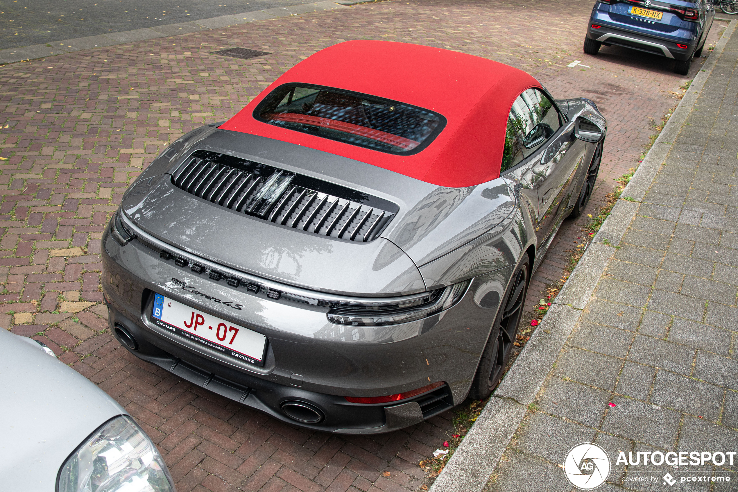 Porsche 992 Carrera 4S Cabriolet