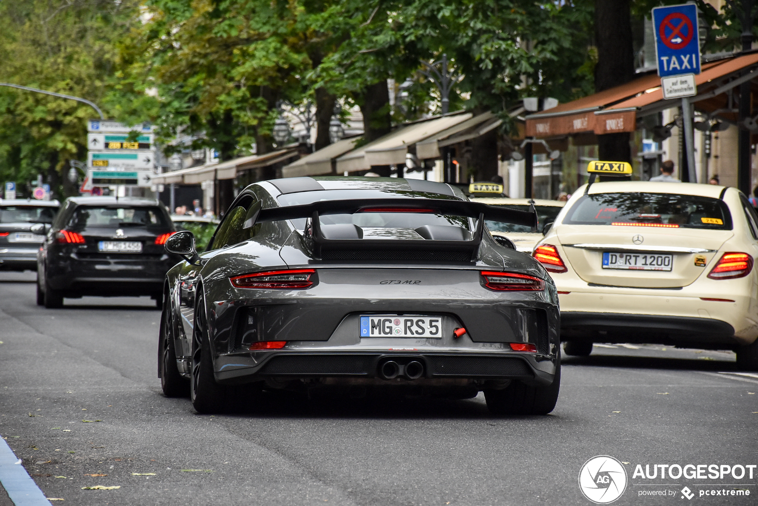 Porsche Manthey Racing 991 GT3 MR