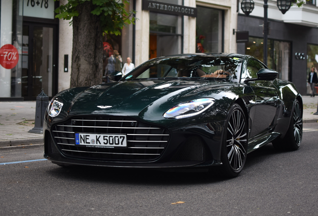 Aston Martin DBS Superleggera