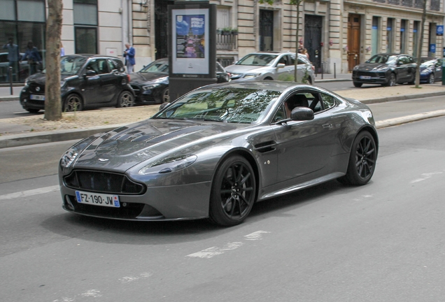 Aston Martin V12 Vantage S