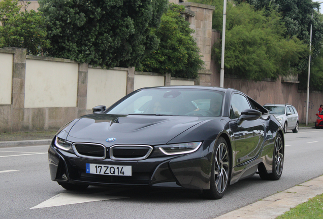 BMW i8