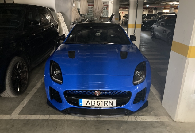 Jaguar F-TYPE SVR Coupé