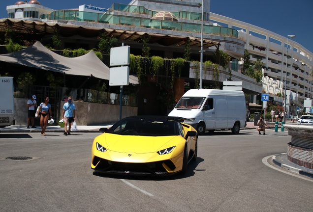 Lamborghini Huracán LP640-4 Performante Spyder