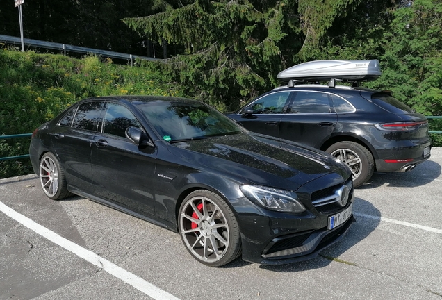 Mercedes-AMG C 63 S W205