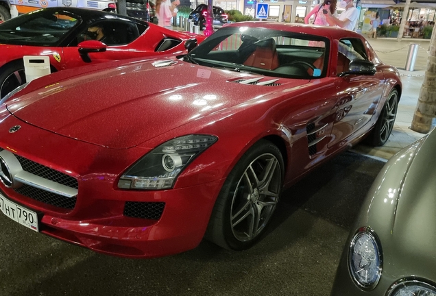 Mercedes-Benz SLS AMG