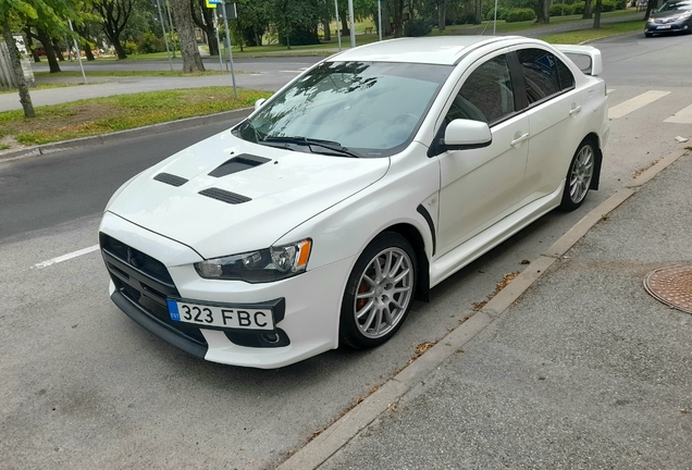 Mitsubishi Lancer Evolution X